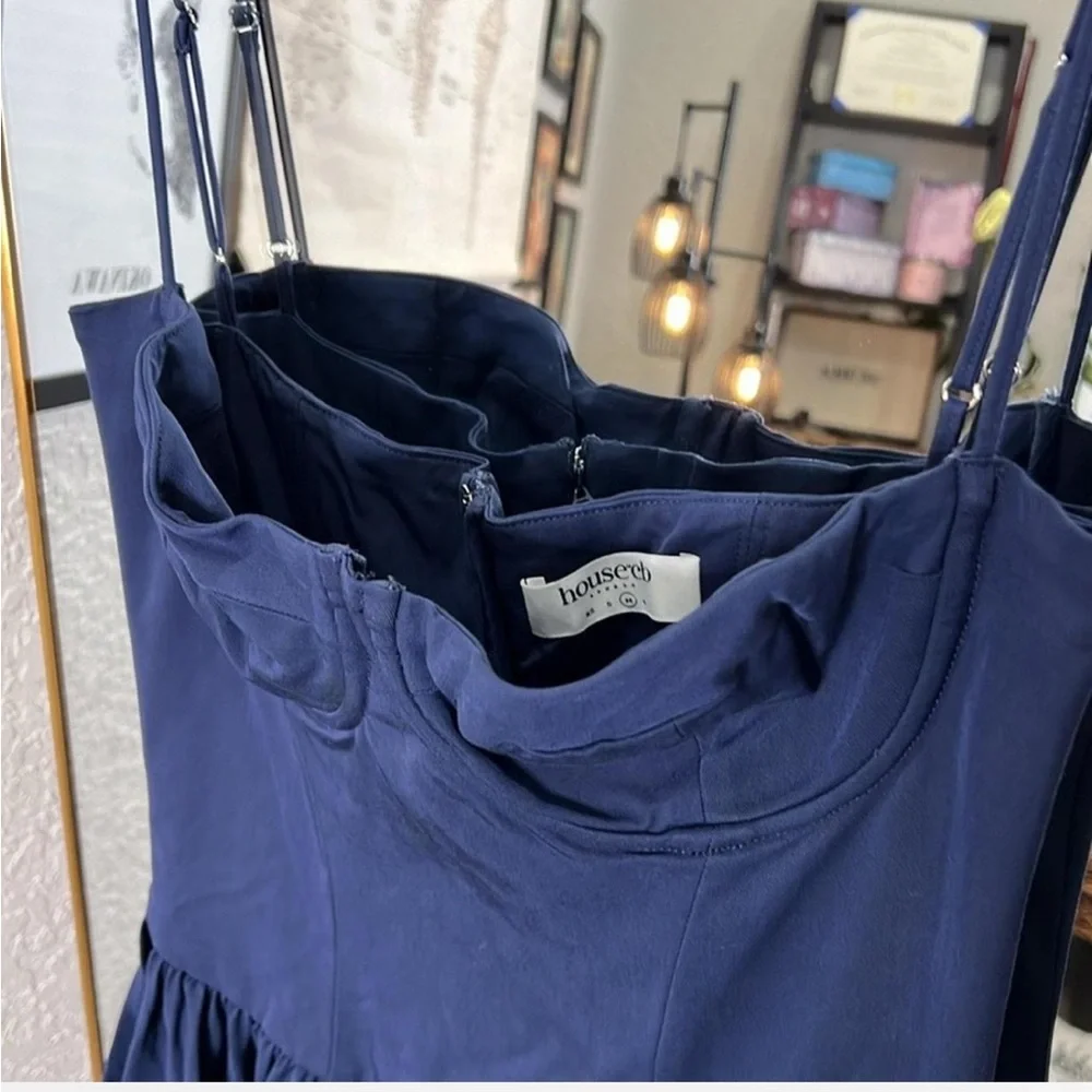 House of CB Samaria Corset Fit & Flare Dress Sz Medium NWOT - Picture 3 of 8